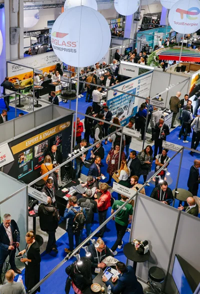 120 exposants !